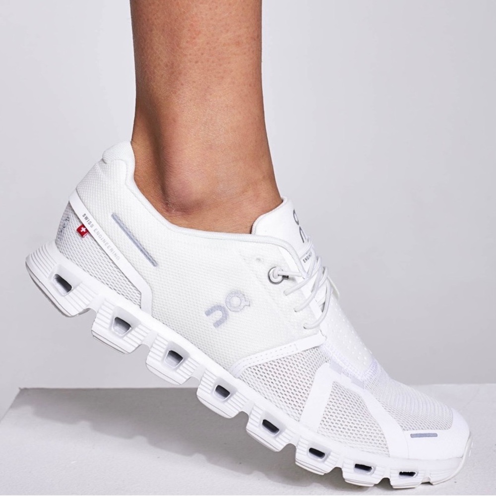 On Cloud 5 Women's Shoes, Color Undyed White, Size 10